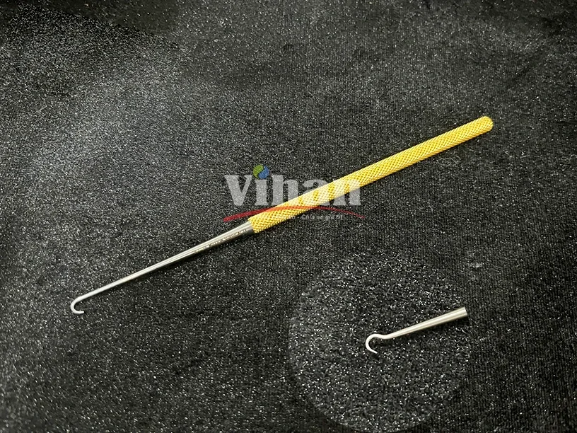 MÓC ĐƠN NHỌN CÁN VÀNG